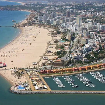 Dom wakacyjny On The *